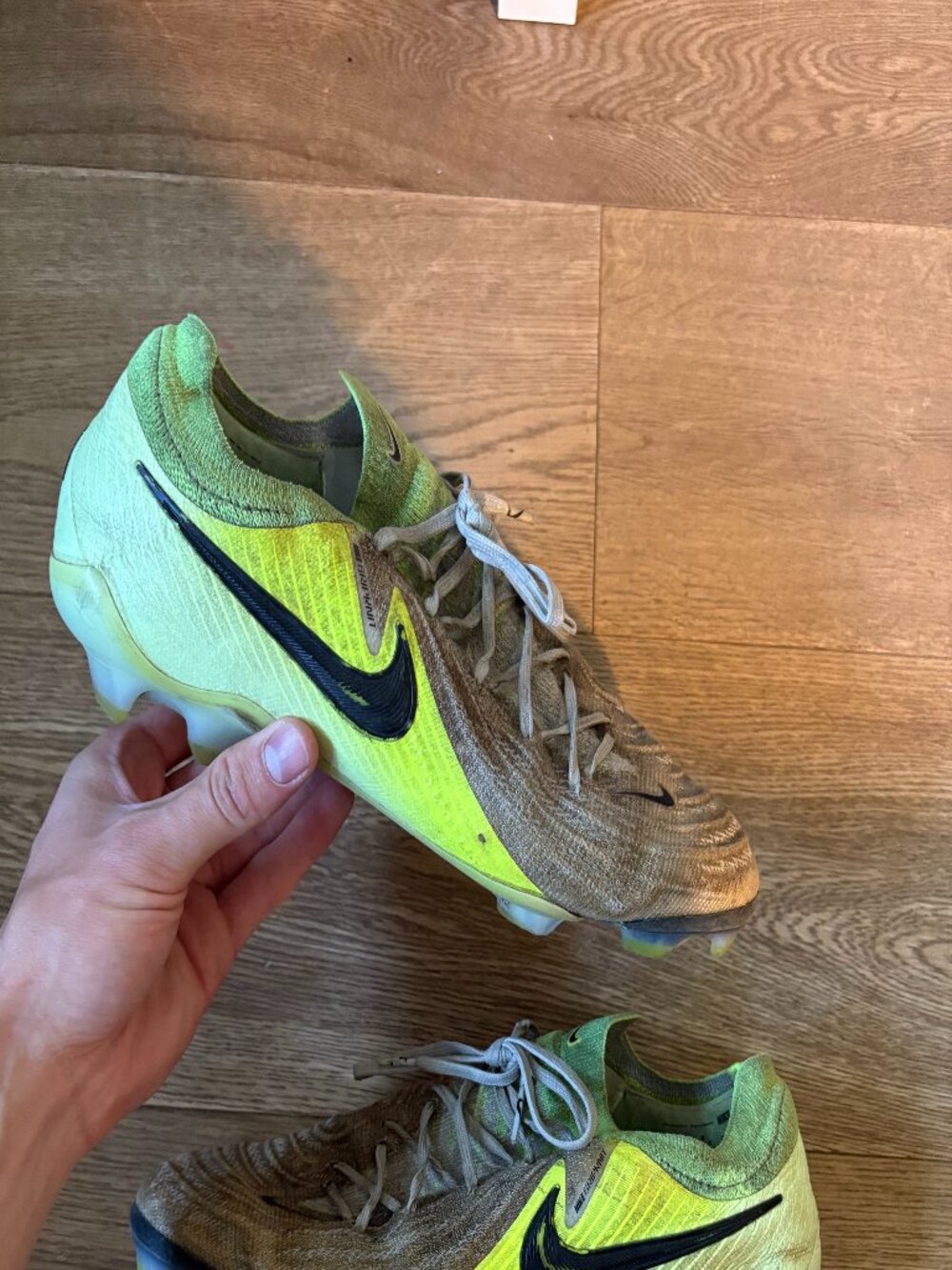 Nike Phantom GX 2 Elite FG Cleats Silver Volt FJ2559-003 US 10.5 - Read Desc
